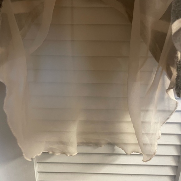 Streetwear Society Size Large summer High-Lo Sweater w/Sheer “Layered” Accent - Picture 4 of 7